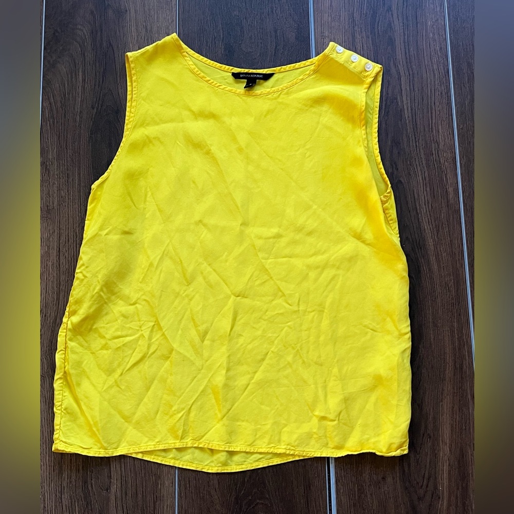 Banana Republic Sleeveless Blouse Size Small